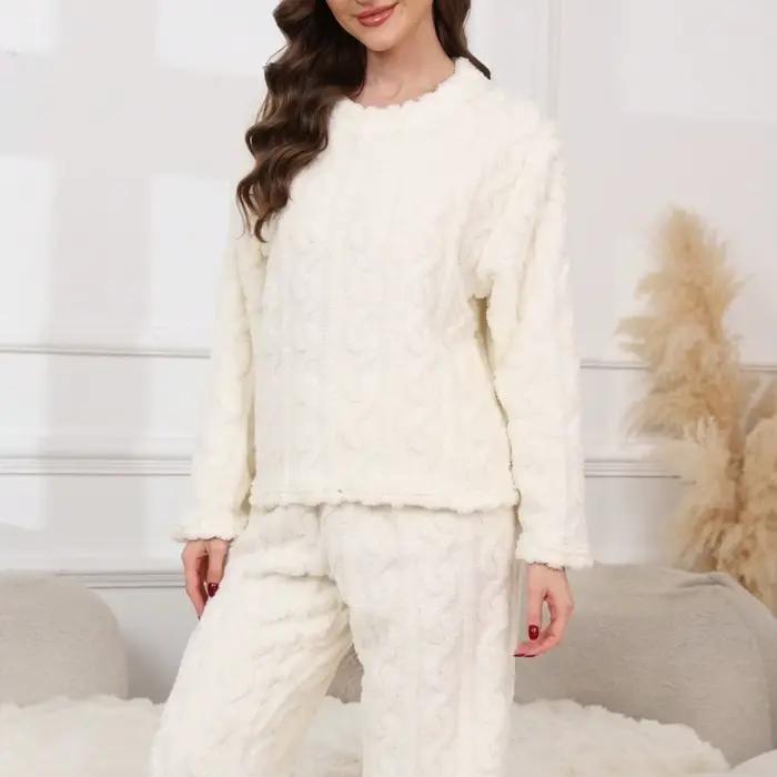 Nouveaux pyjamas pour femmes, ensemble de vêtements de détente en velours jacquard ample pour l'auto