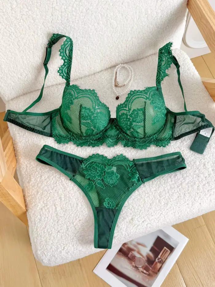 Ensemble de lingerie vintage romantique vert foncé en dentelle et maille transparente, soutien-gorge