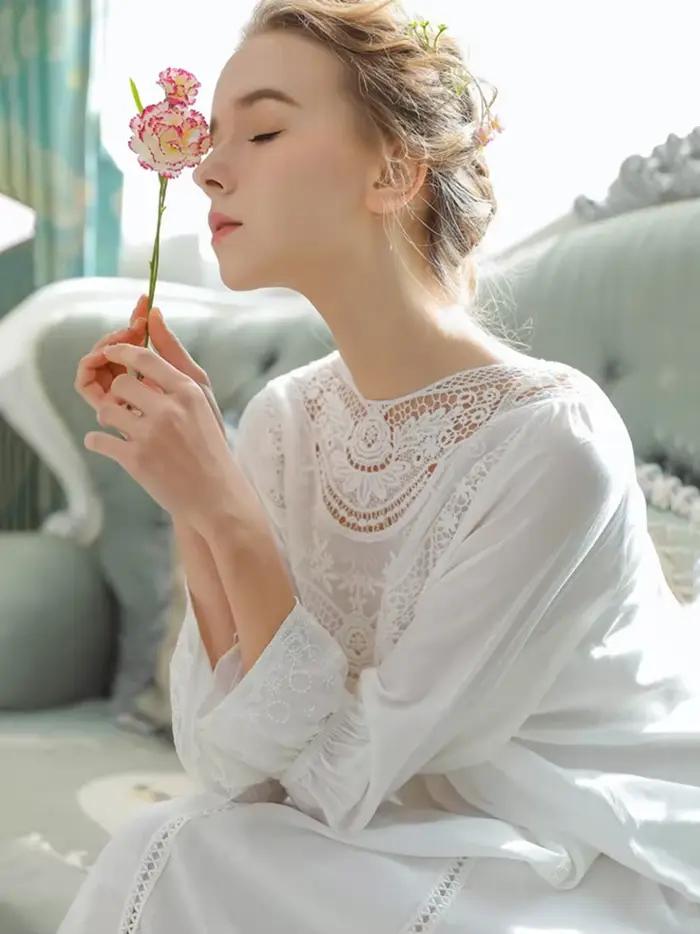 Femmes pur coton volants col en v Vintage chemise de nuit Robe longue