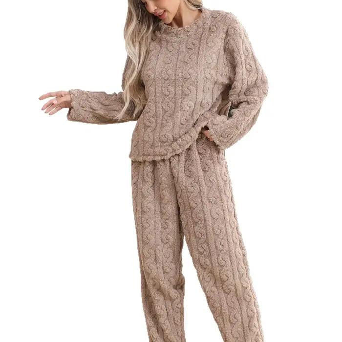 Nouveaux pyjamas pour femmes