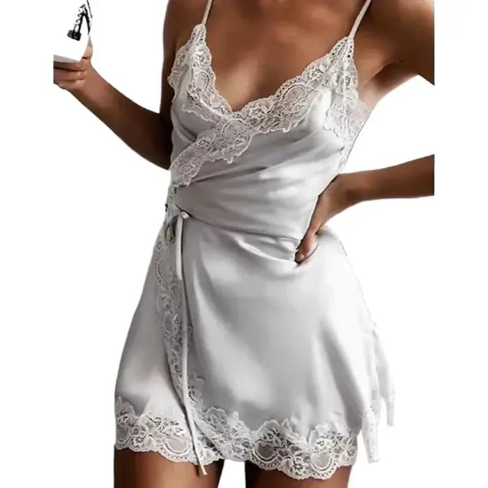 Chemise de nuit une pièce en dentelle pour femmes