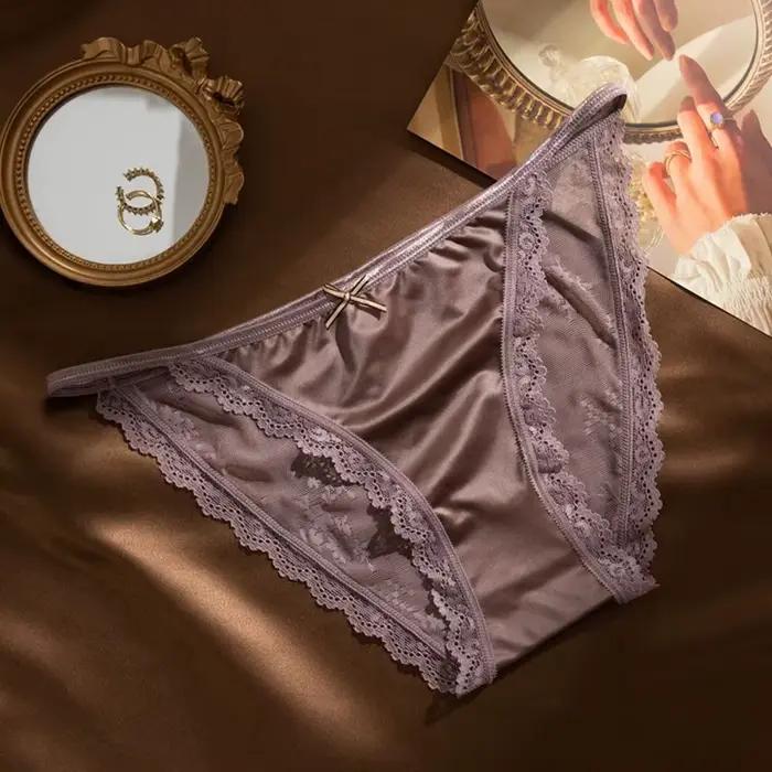 Culotte en dentelle pour femme
