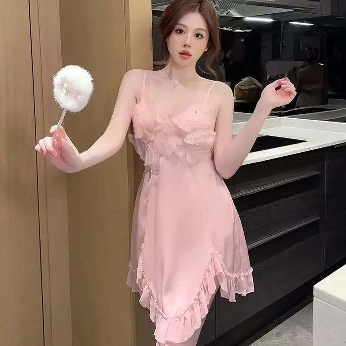 Chemise de nuit en dentelle dos nu pour femmes