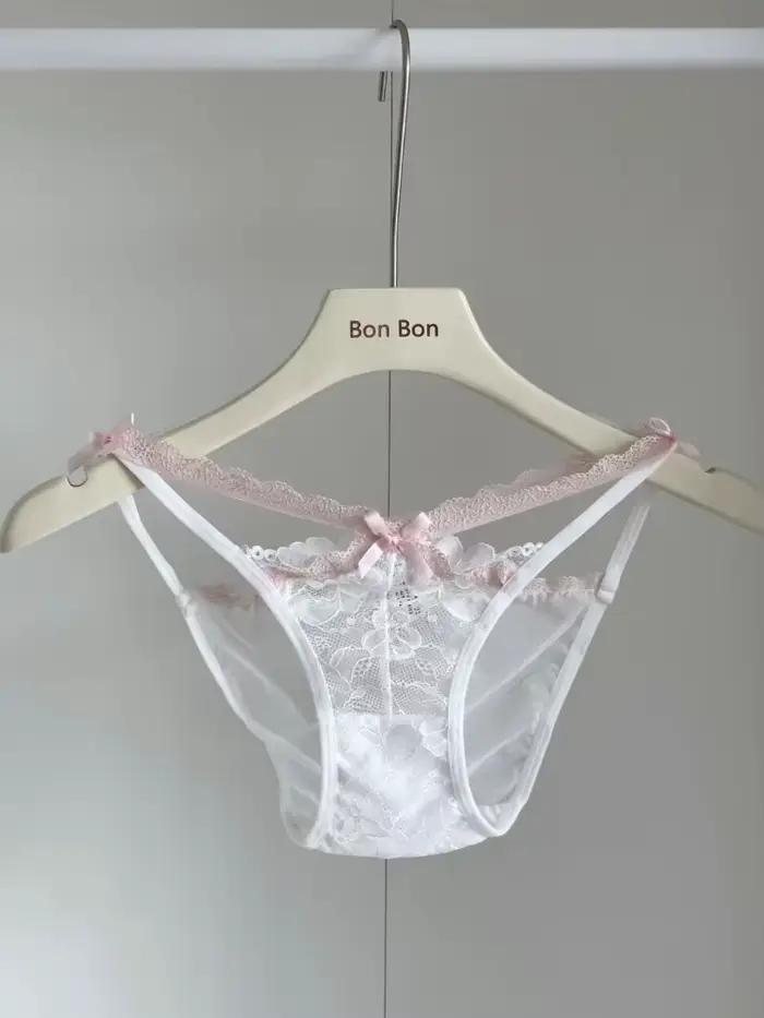 Ensemble de lingerie sexy violet avec soutien-gorge push-up à bretelles pour petites poitrines