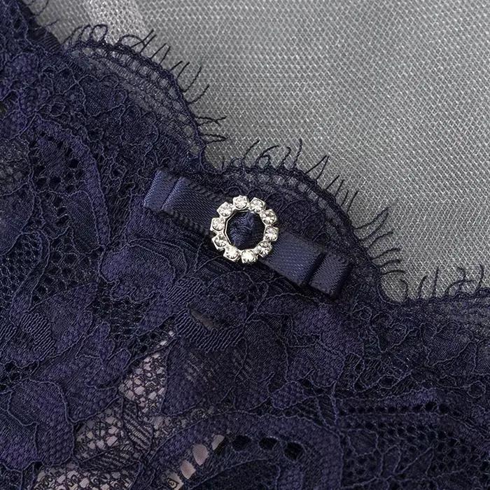 Femmes Sexy à lacets découpé string sous-vêtements respirants