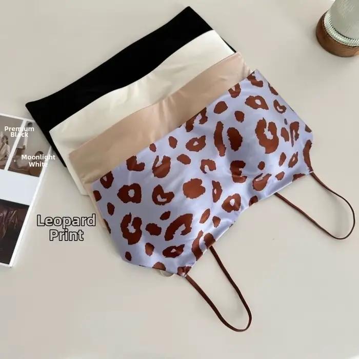 Soutien-gorge sans fil en satin à fines bretelles