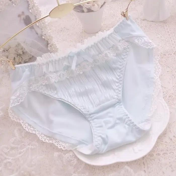 Culotte de princesse en soie et dentelle brodée pour femme