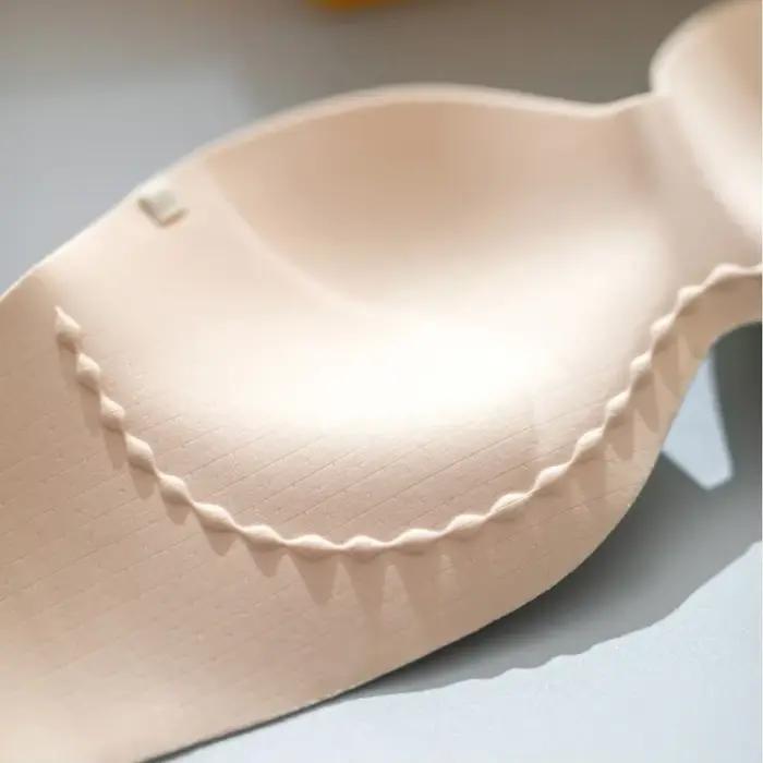 Soutien-gorge sans bretelles une pièce pour femme