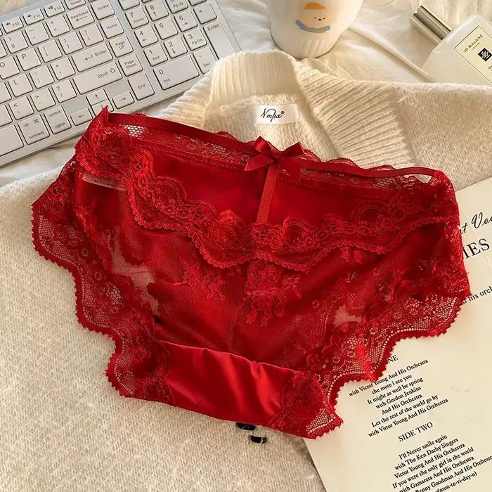 Culottes intimes pour femmes en satin français taille basse
