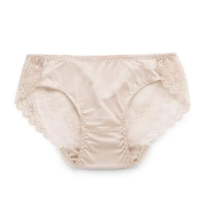 Lot de 4 culottes en dentelle 100% soie de mûrier