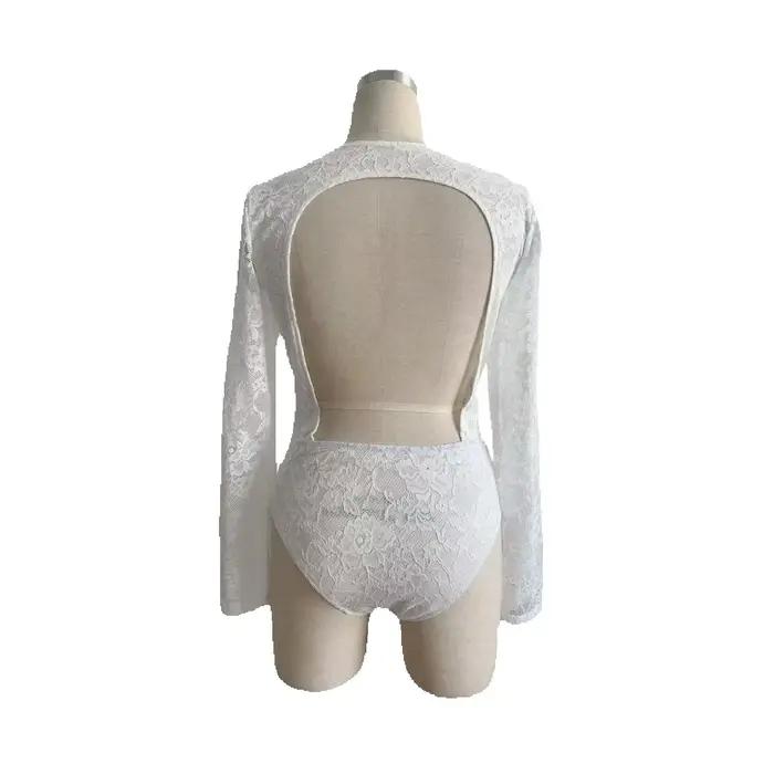 Body une pièce blanc en dentelle et résille à manches longues pour femme