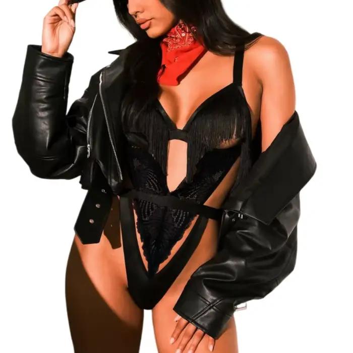 Lingerie exotique haut de gamme : Body à franges et tenue une pièce à décolleté ajouré
