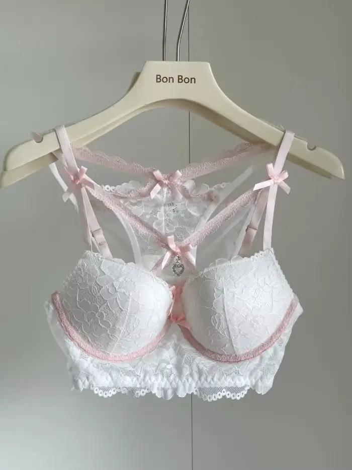 Ensemble de lingerie sexy violet avec soutien-gorge push-up à bretelles pour petites poitrines
