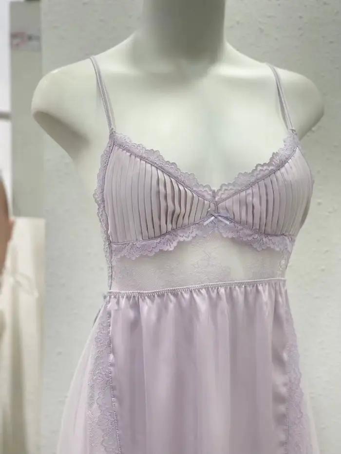Robe de nuit à volants à col en V pour femmes