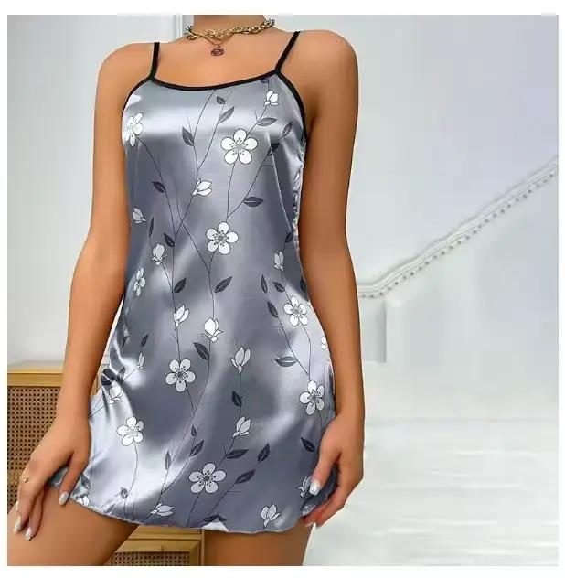 Chemise de nuit sexy en satin pour femmes