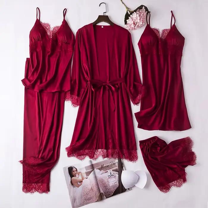 Ensemble pyjama en soie blanche pour femmes