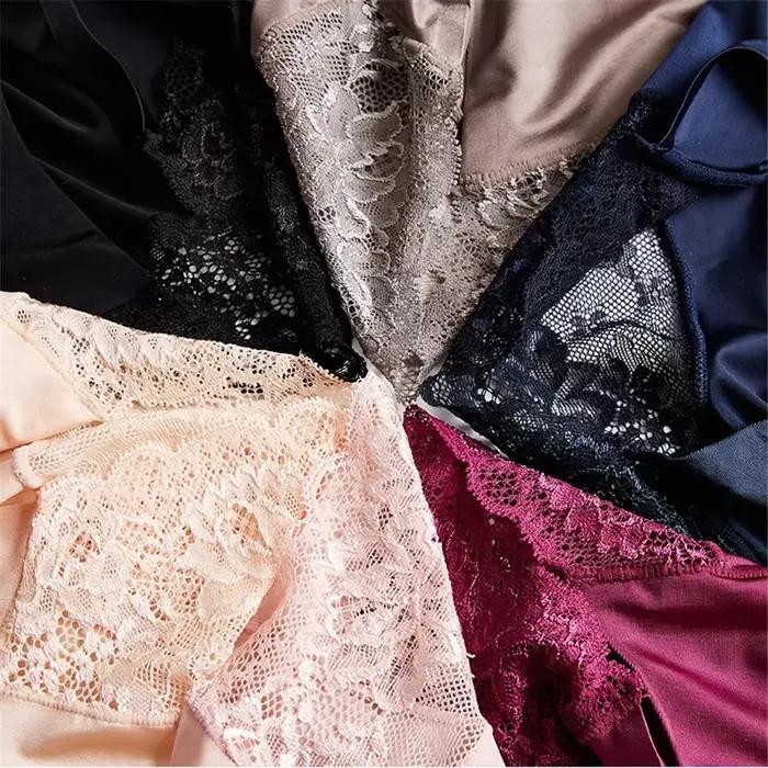 Culotte en dentelle sans couture pour femme