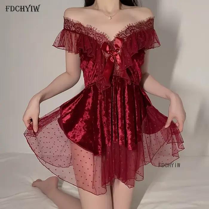 Chemise de nuit en dentelle pour femme