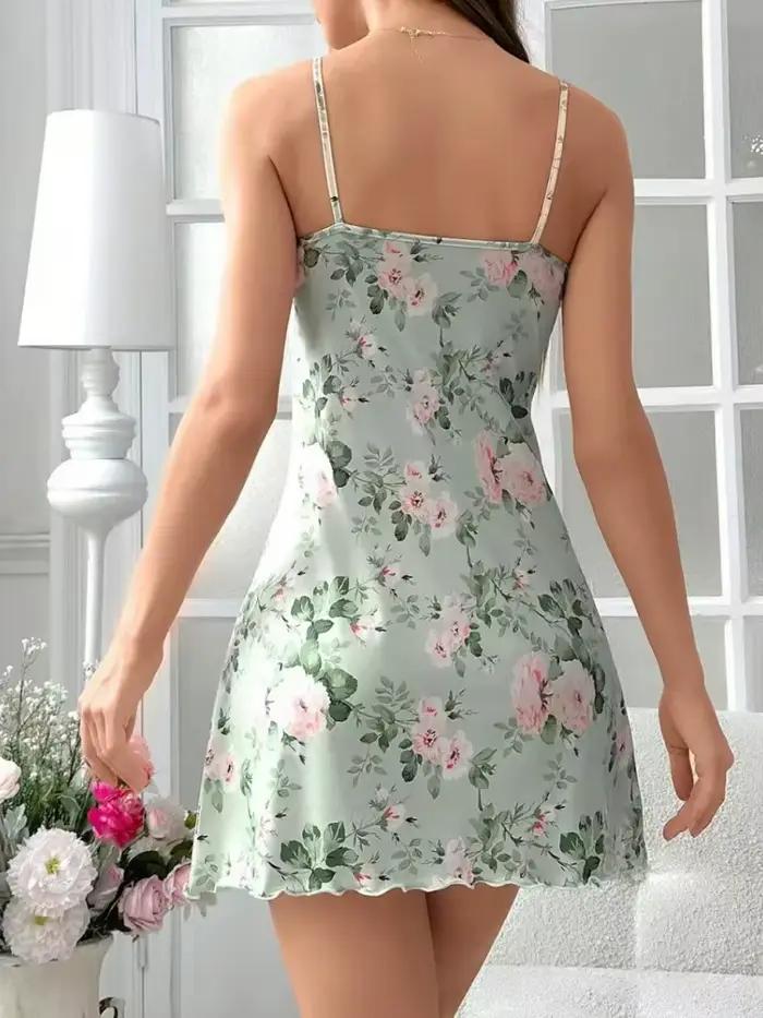 Chemise de nuit féminine sans manches verte vintage motif floral tricotée polyester confortable pour nuit d'été et occasions spéciales