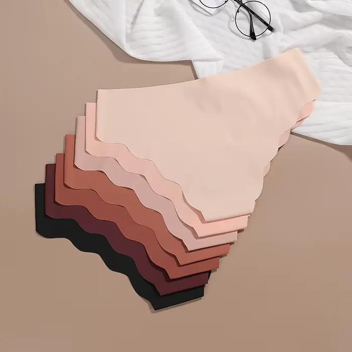 Offre spéciale nouveau Design découpé au Laser dames taille basse sans Trace culotte femmes confortable glace soie Invisible sans couture culotte