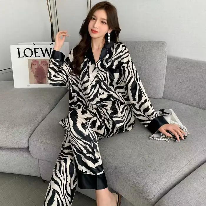 Ensembles de pyjama en faux satin pour femmes