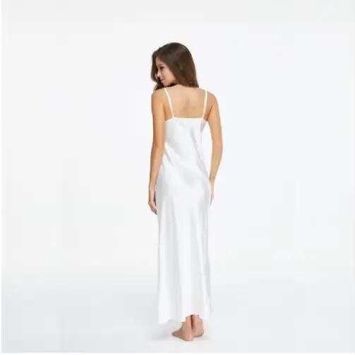 Robes de nuit en dentelle