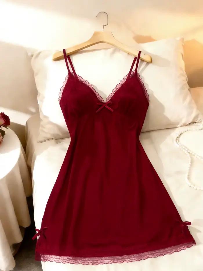 Chemise de nuit en dentelle pour femmes