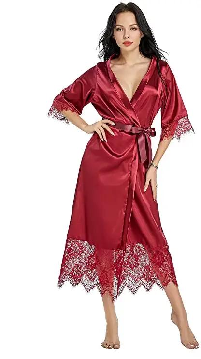 Peignoir en satin doux pour femmes