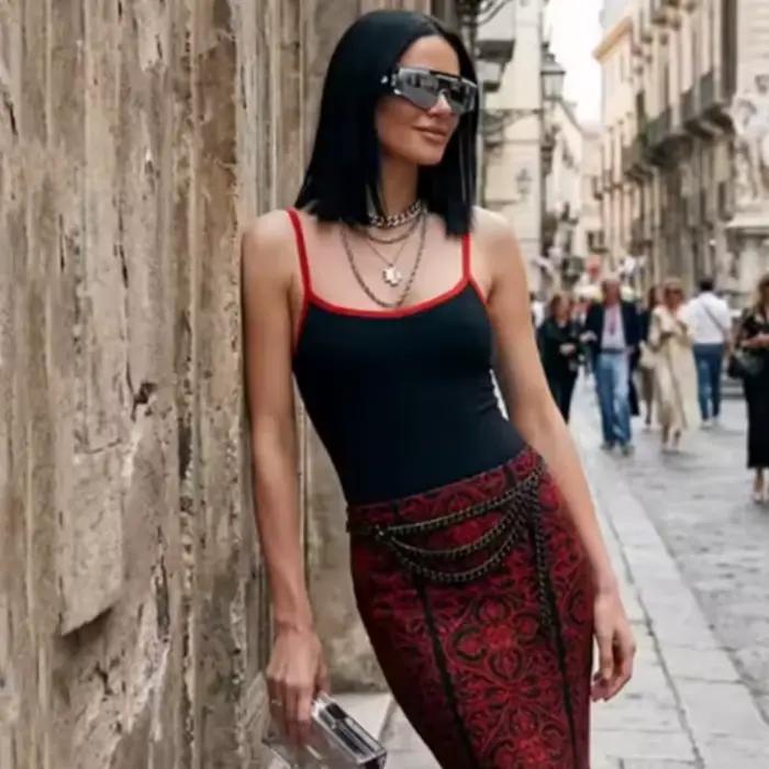Combinaison Femme 2026 Nouvelle Collection Printemps-Été Chic et Tendance avec Bretelles Fines et Détails Color-block