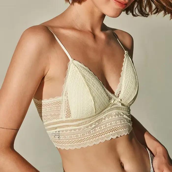 Soutien-gorge dos nu en dentelle triangulaire