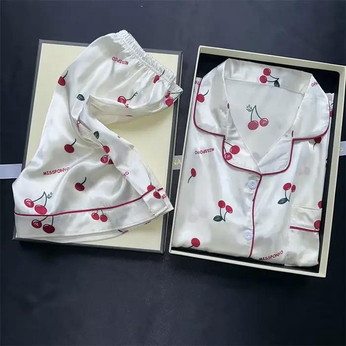 Ensemble pyjama imprimé cerise pour femmes, vêtements de nuit deux pièces en Satin, chemise à manches courtes et Short, vêtements de maison décontractés à la mode, été