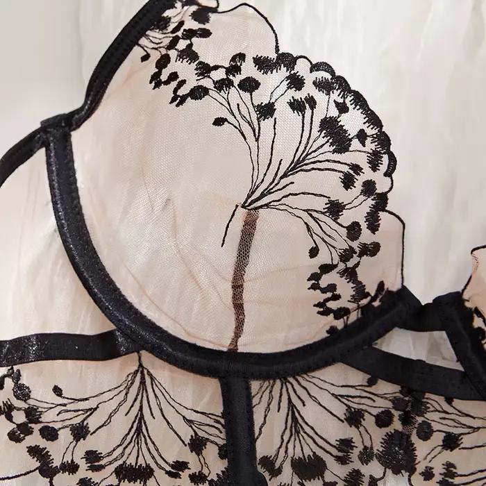 Ensemble de sous-vêtements en forme d'éventail pour femmes