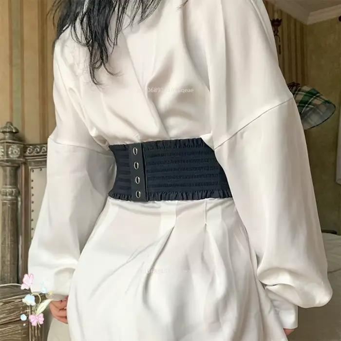 Corset Noir Amincissant à Lacets pour Femme