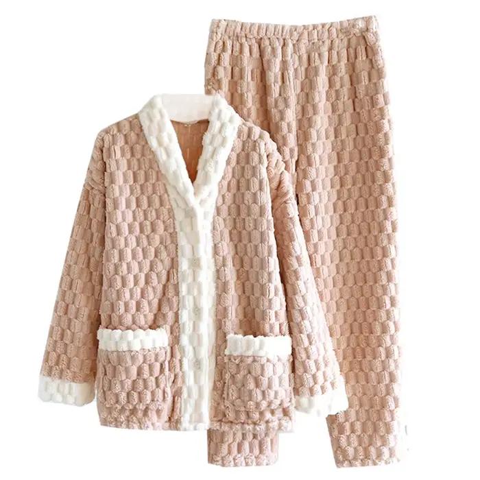 Pyjama en molleton de corail pour femme