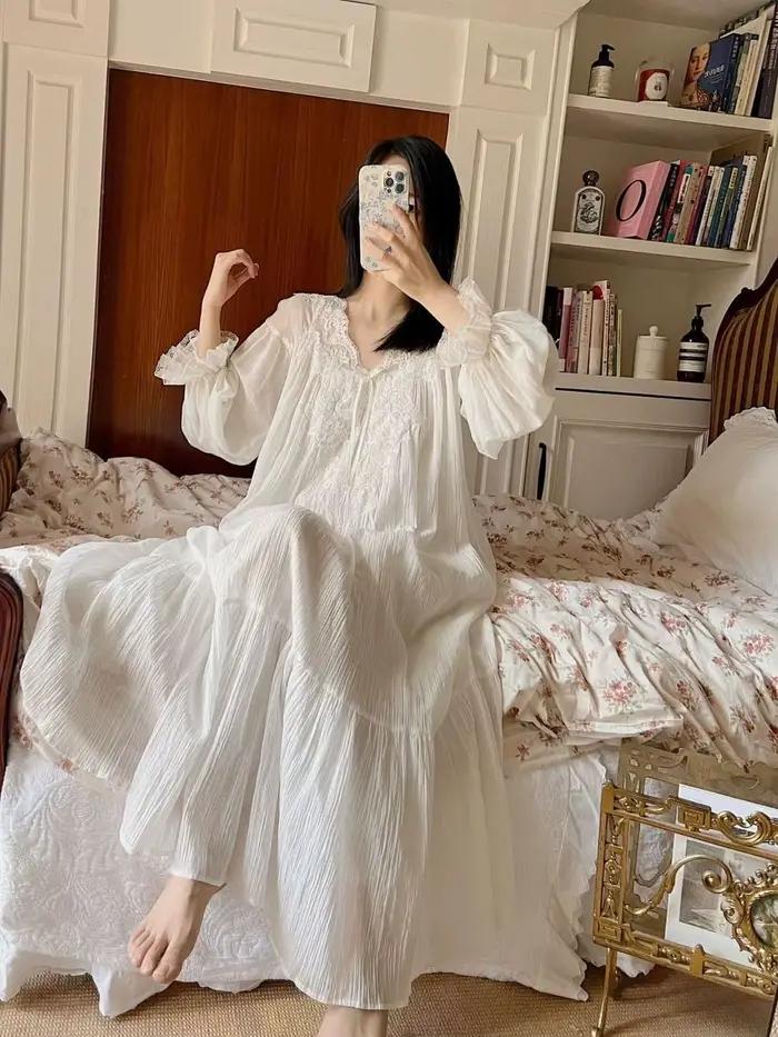 Chemise de nuit longue à manches longues pour femme