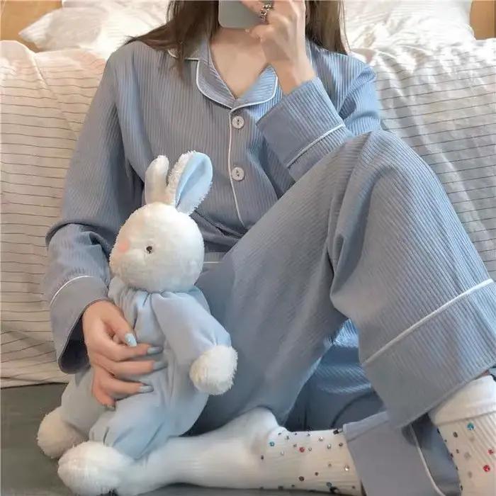 Nouvel ensemble de pyjamas imitation pour femmes