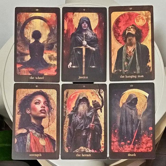 Jeu de tarot Amber Moon : 78 cartes cinématiques – Ensemble de divination sur le thème de la magie lunaire et de l'énergie féminine 12*7cm