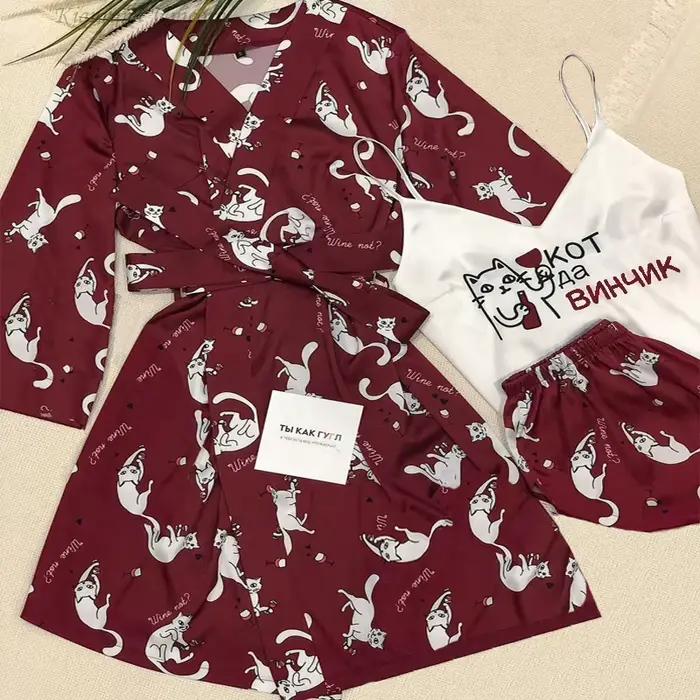 Pyjama en satin imprimé µpour femme