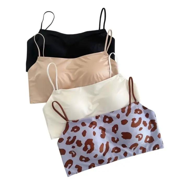 Soutien-gorge sans fil en satin à fines bretelles