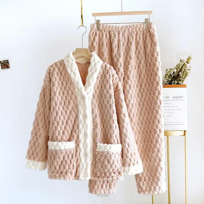 Pyjama en molleton de corail pour femme