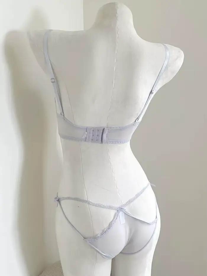 Ensemble de lingerie sexy violet avec soutien-gorge push-up à bretelles pour petites poitrines