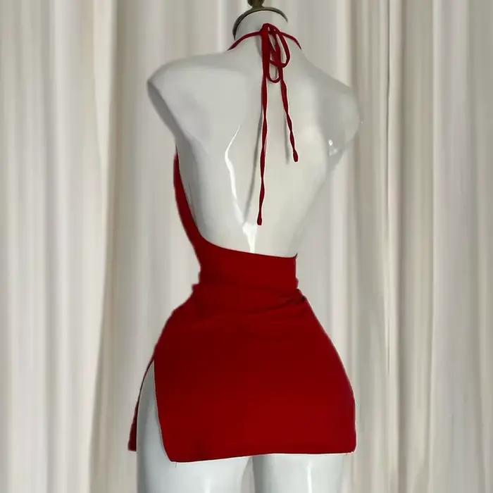 Robe de soirée dos nu à bretelles fendues