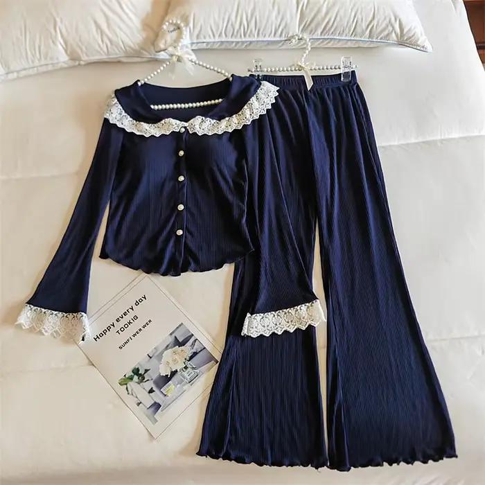 Pyjama élégant et doux pour femmes