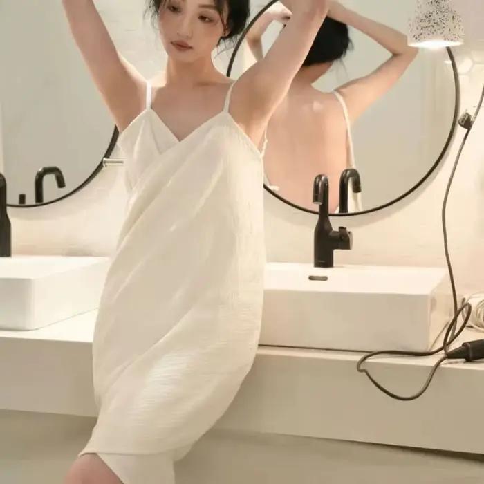 Chemise de nuit à bretelles en coton confortable, vêtements de maison blancs pour femmes, serviette de bain à séchage rapide, col licou fin, vêtements de nuit pour dames