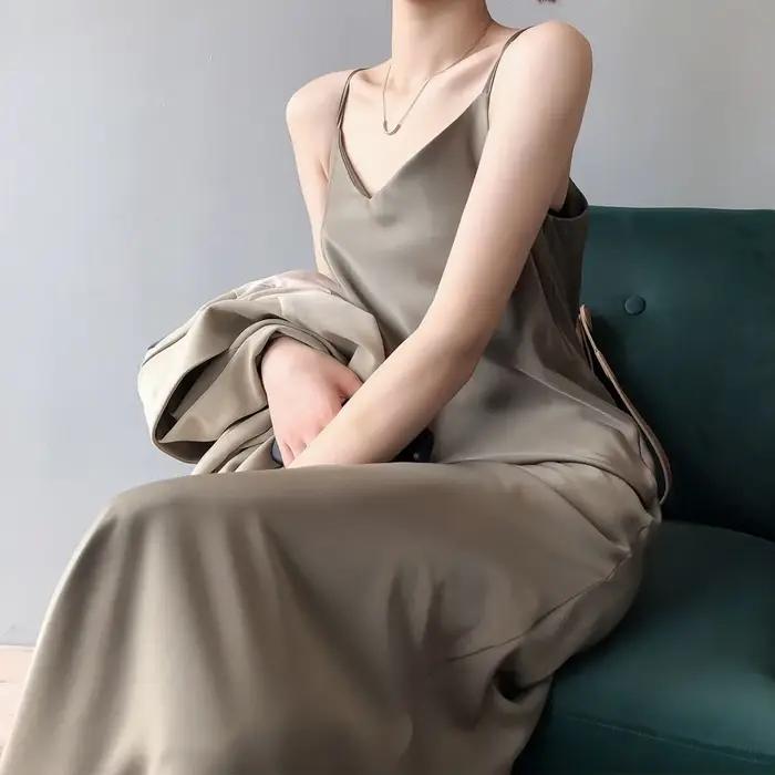 Robe longue en Satin à bretelles en soie pour femmes, printemps été 2021