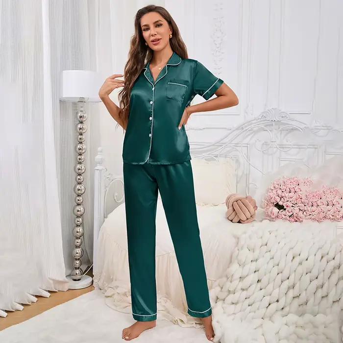Pyjama en Satin pour femmes