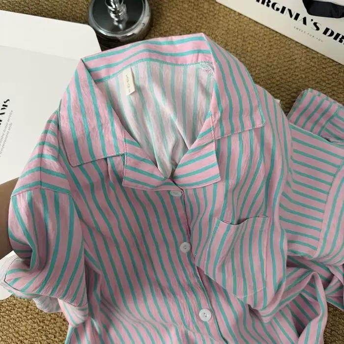 Nouveaux pyjamas rayés pour femmes