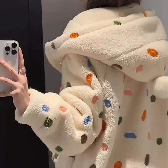 Robe à pois pour femmes