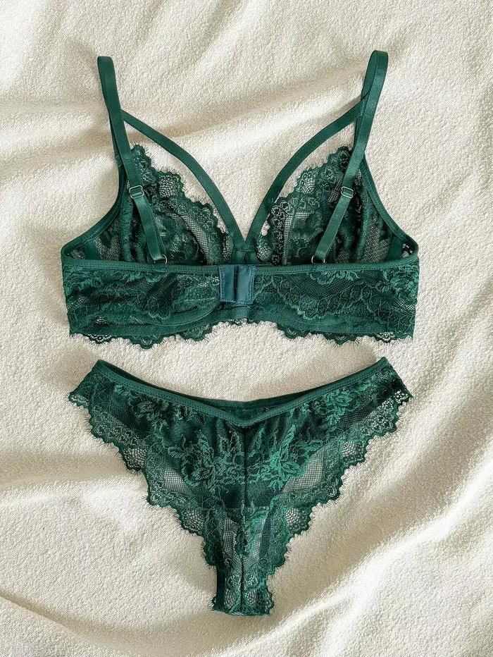 Lingerie et sous-vêtements pour femmes