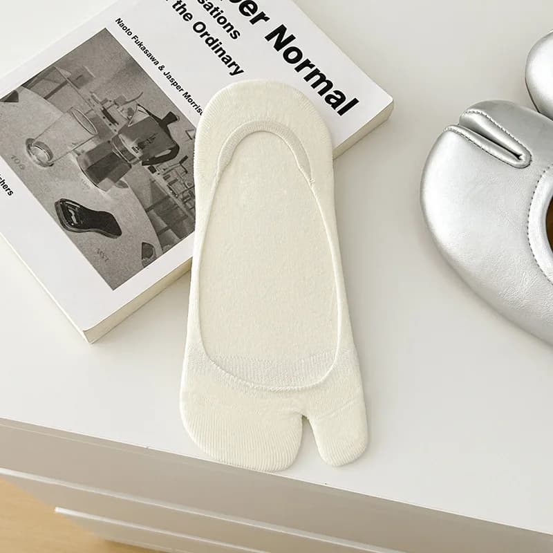 Chaussettes d'été à deux doigts pour femmes, fines, antidérapantes, invisibles, coupe basse, bateau,